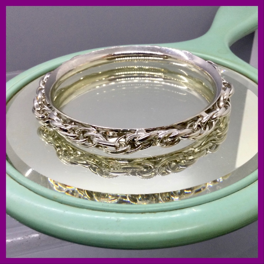 2/$10_Silvertone Bracelet